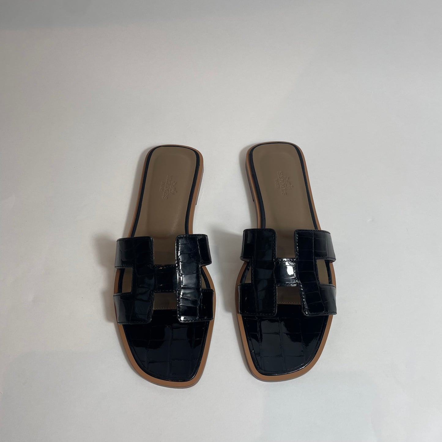 Hermès Crocodile Orans EU 38/UK 5
