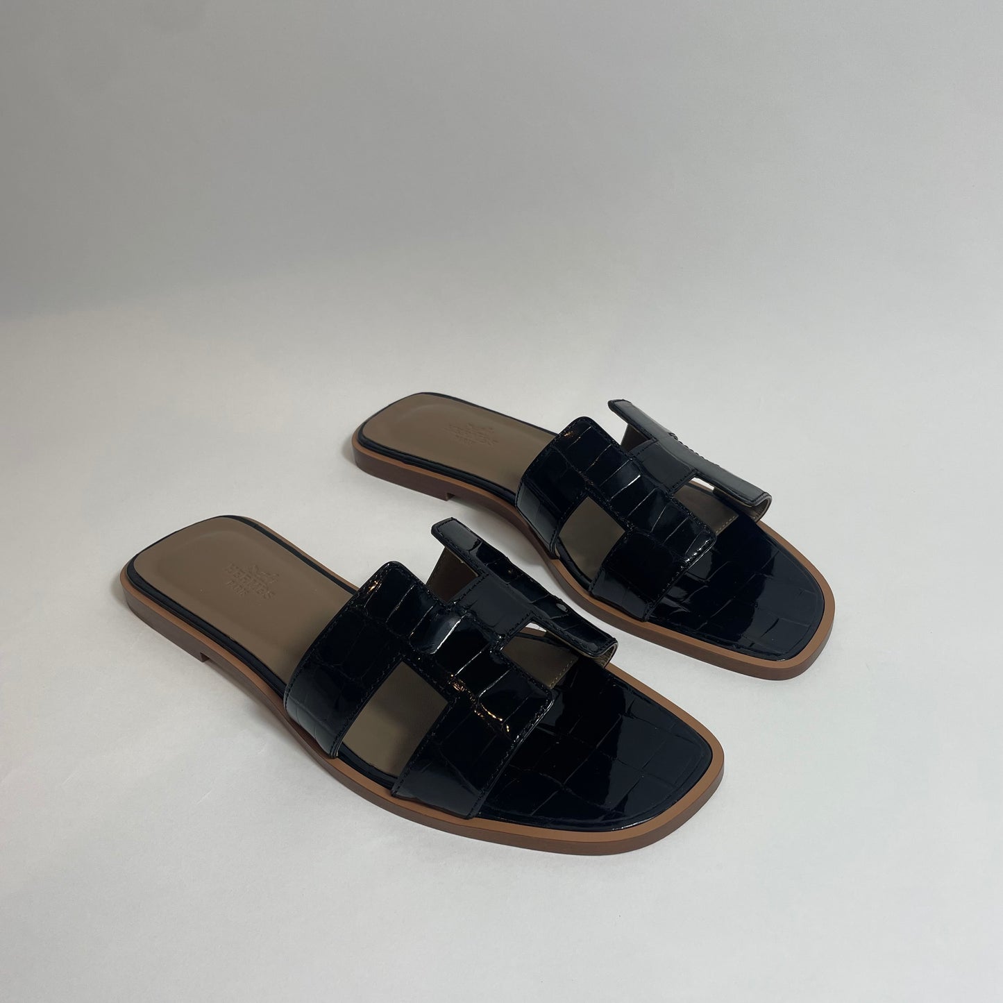 Hermès Crocodile Orans EU 38/UK 5