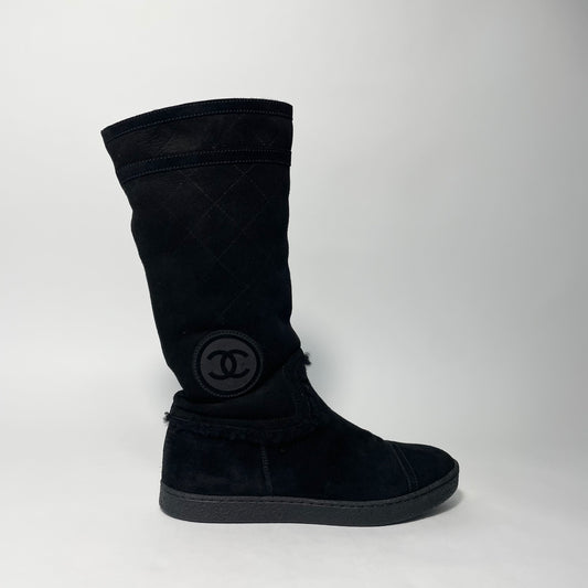Chanel Suede Snow Boots EU 39 / UK 6