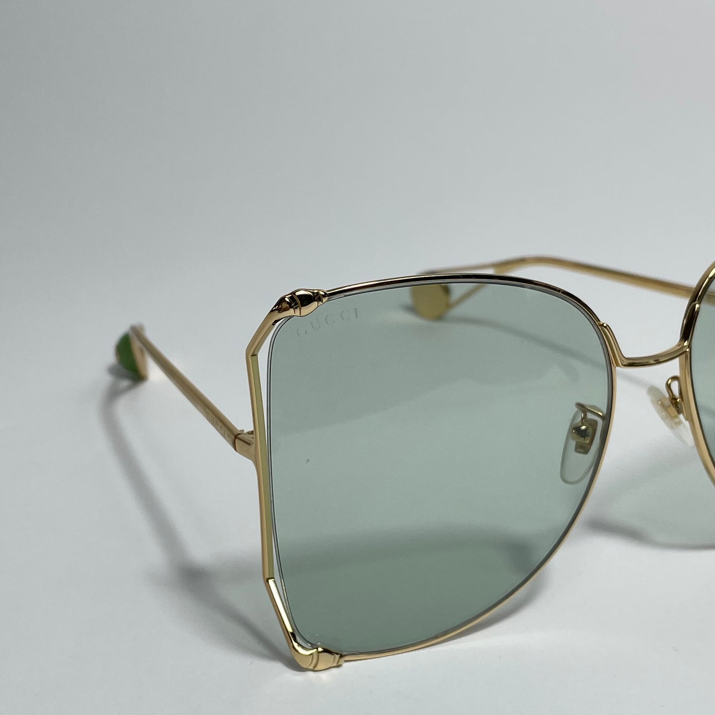 Gucci Jade Womens Oversized Sunglasses