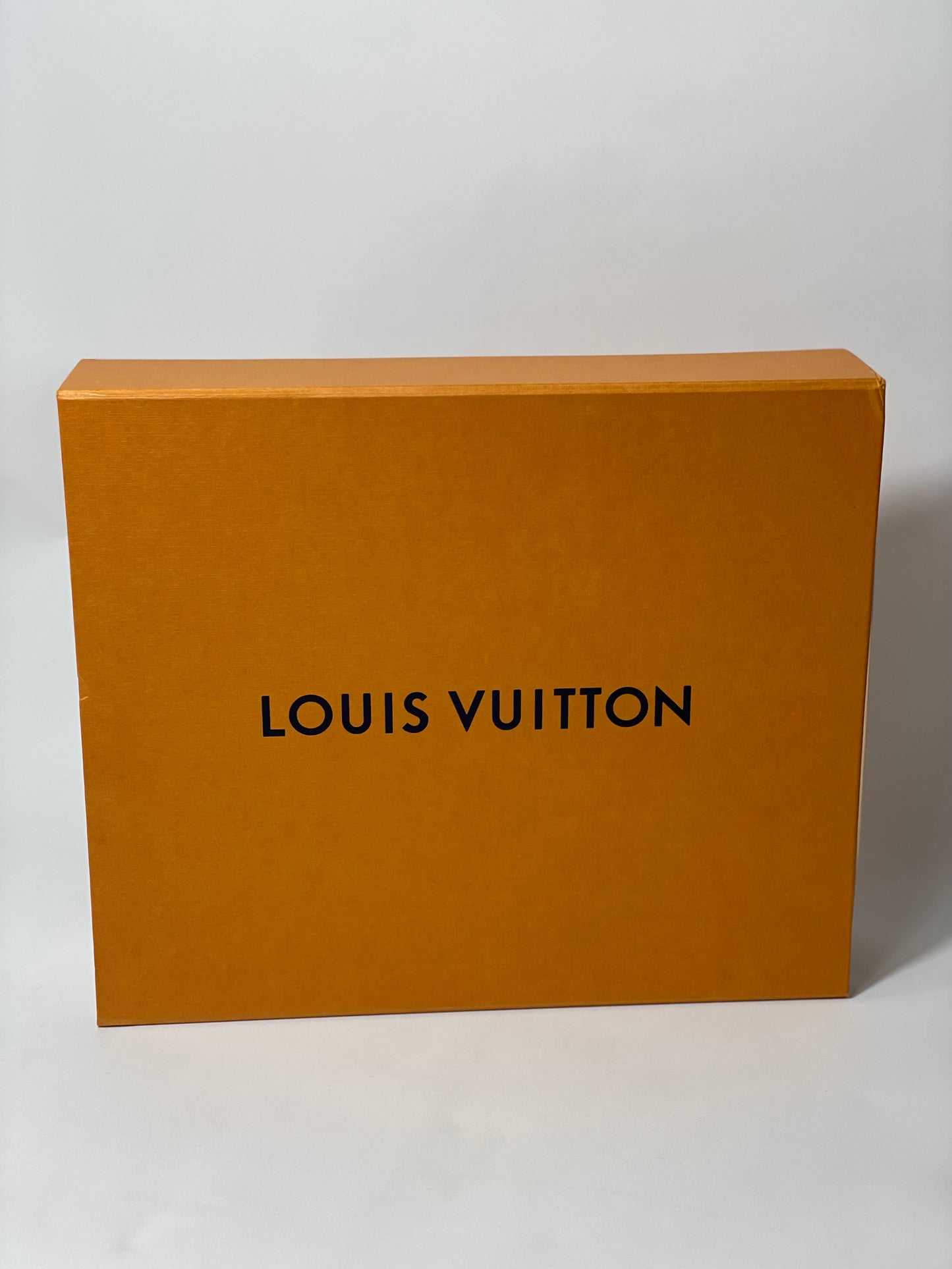 Louis Vuitton A4 Pochette Monogram Absolute Black