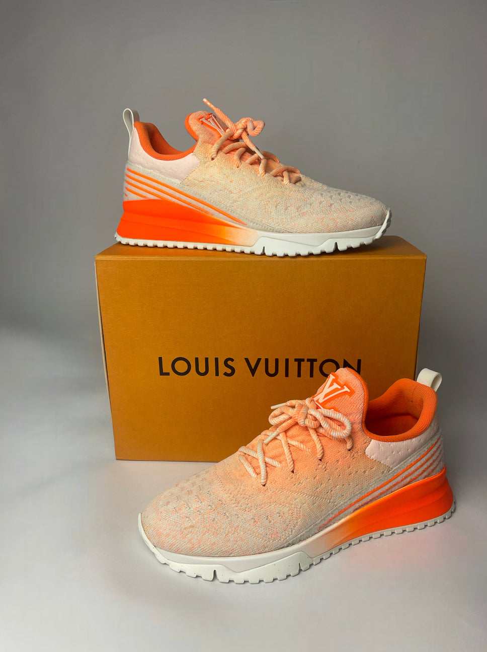 louis vuitton - cloth trainers